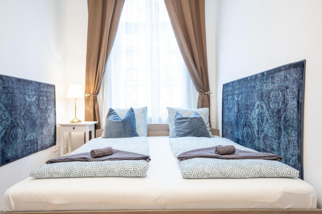 Emerald Suite With Free Parking Boedapest Buitenkant foto