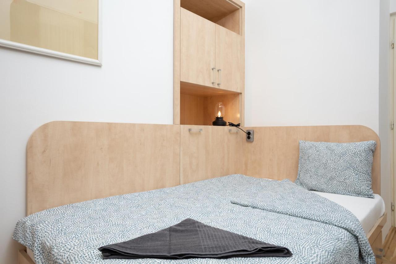 Emerald Suite With Free Parking Boedapest Buitenkant foto